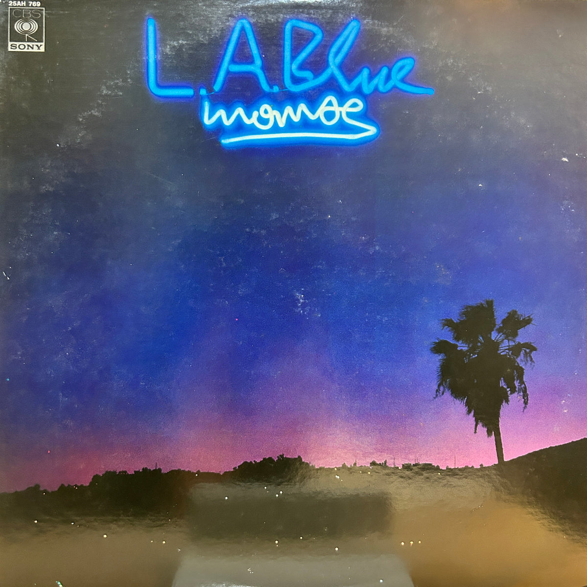 MOMOE YAMAGUCHI - L.A. BLUE = L・A・ブルー